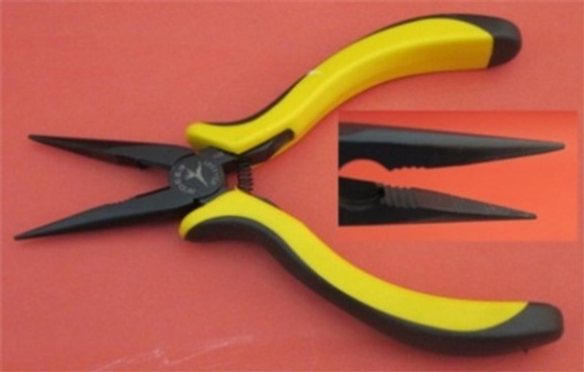 5" HALF ROUND NOSE WITH TEETH PLIER