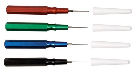 ASSORTMENT OF 4 SIMPLE OILER