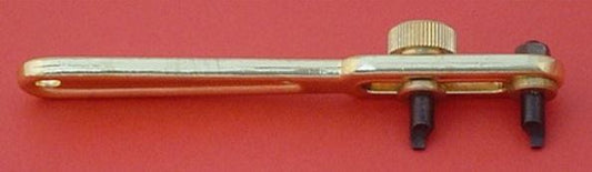 KEY TO OPEN CASE BACK,RECTAGULAR  HEAD